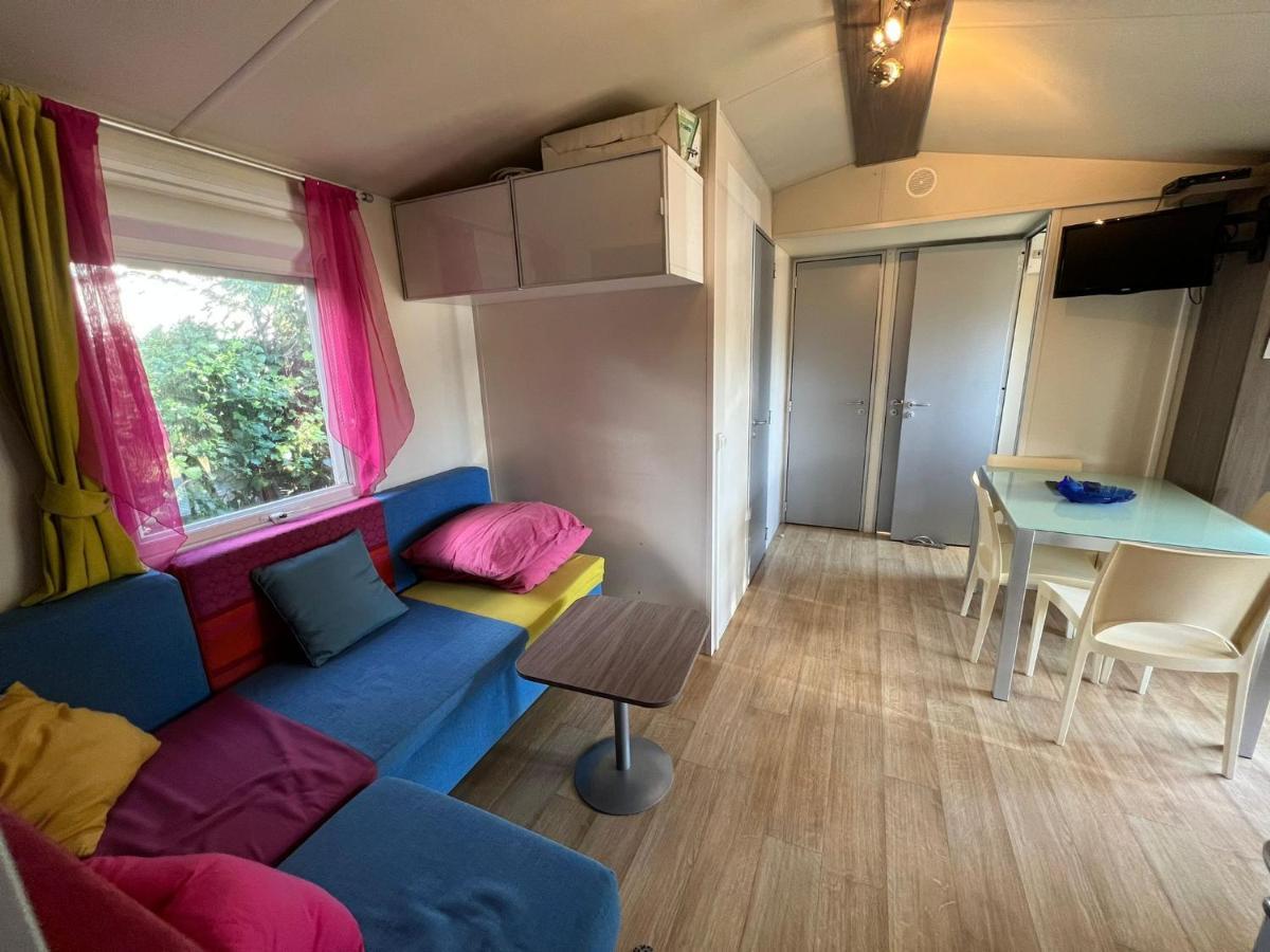 Bungalow Luxe 3 Chambres Surplombant Le Golf De St Tropez Gassin Exteriér fotografie